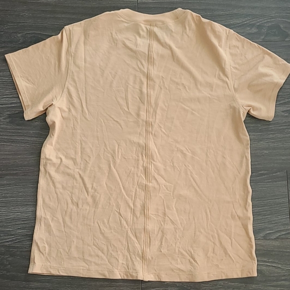 Lululemon boyfriend tee beechwood size 4 - Picture 2 of 2